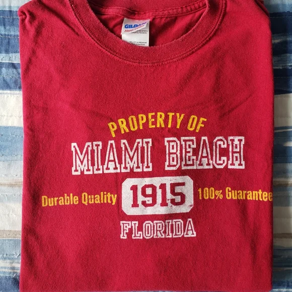 🌴 Miami red t-shirt size L🌴 - Picture 2 of 4